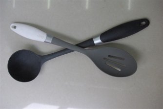 PA66食(shi)品級尼(ni)龍(long)用(yong)于(yu)勺(shao)子